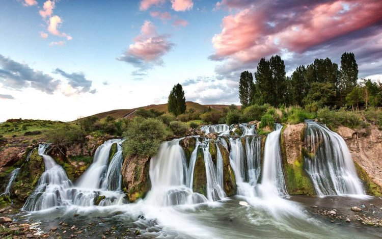 6 Reasons To Visit Van